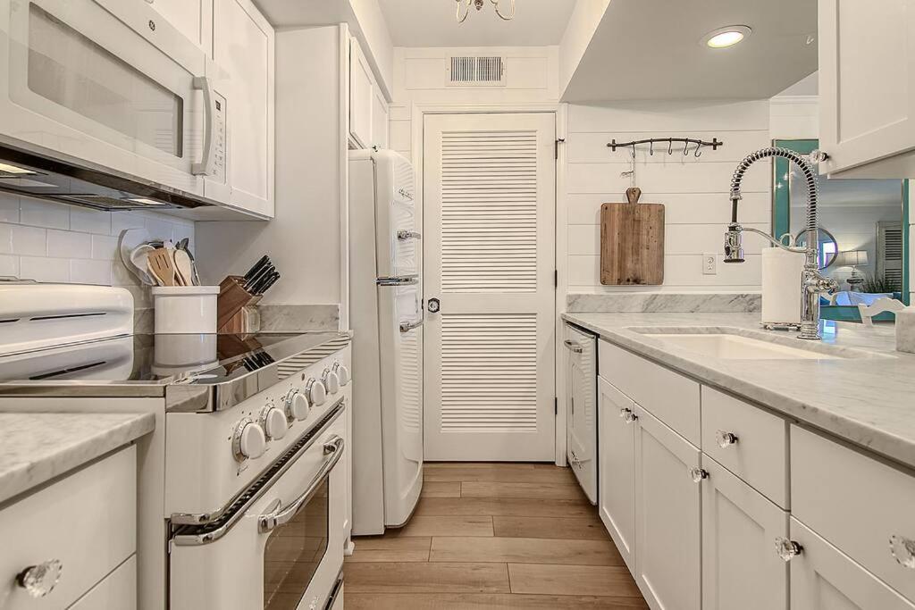 Luxury Seabrook Beachfront W/Spectacular Sunsets Exterior foto